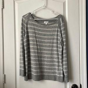 Gray and white Market & Spruce sweater